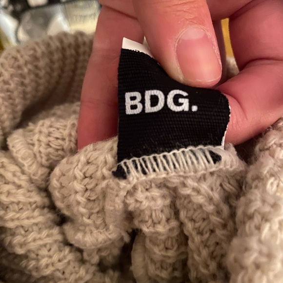 Beanie - Picture 2 of 3